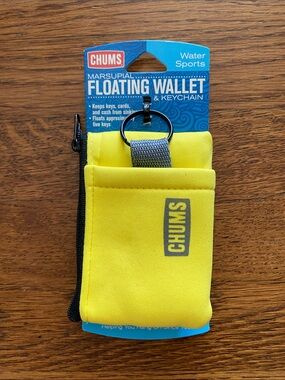 NWT Chums Floating Wallet with Zipper Closure and Keyring in Bright Yellow